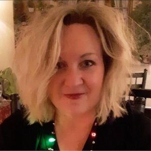 Meet your Posher, Paula